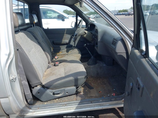 Продажа на аукционе авто 1989 Toyota Pickup 1 Ton Long Bed Dlx, vin: JT4VN82N1K5002151, номер лота: 45891254