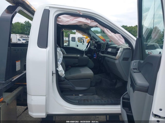 45891262 :رقم المزاد ، 1FDFF6LN0RDA01783 vin ، 2024 Ford F-600 Chassis Xlt مزاد بيع