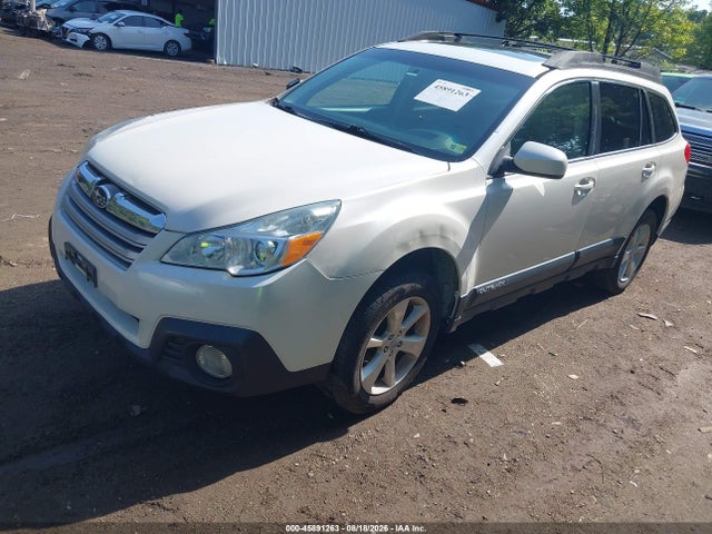 45891263 :رقم المزاد ، 4S4BRBMC4E3217633 vin ، 2014 Subaru Outback 2.5i Limited مزاد بيع