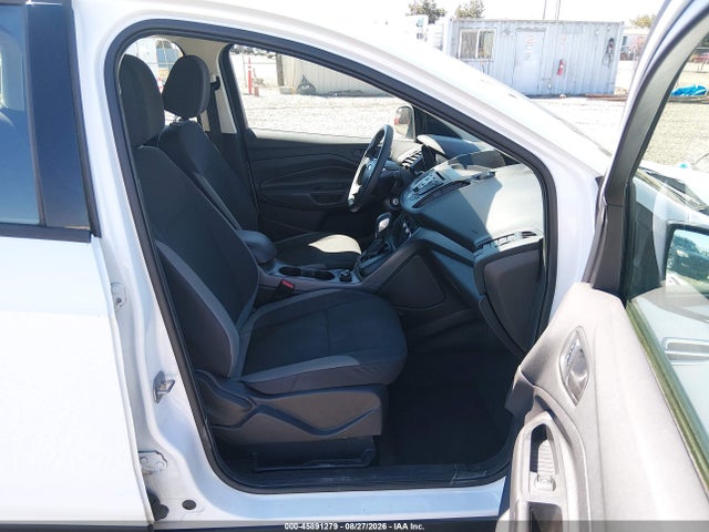 Продажа на аукционе авто 2015 Ford Escape S, vin: 1FMCU0F75FUC80596, номер лота: 45891279