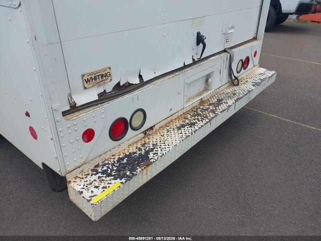 1FC3E3KL4EDB11013 Ford E-350 Stripped