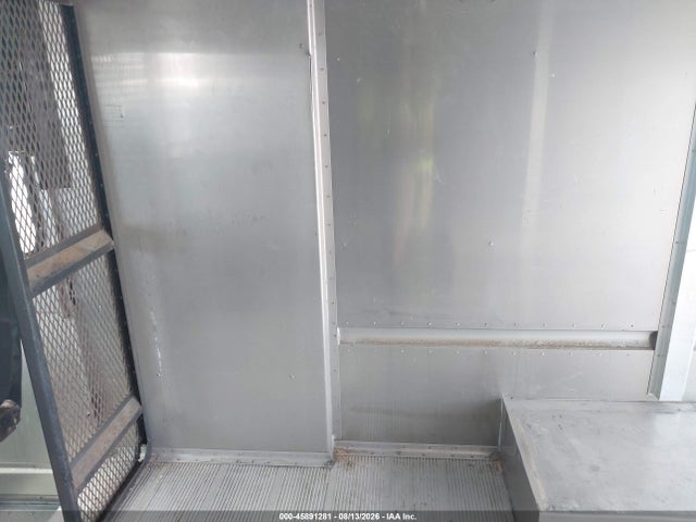 1FC3E3KL4EDB11013 Ford E-350 Stripped