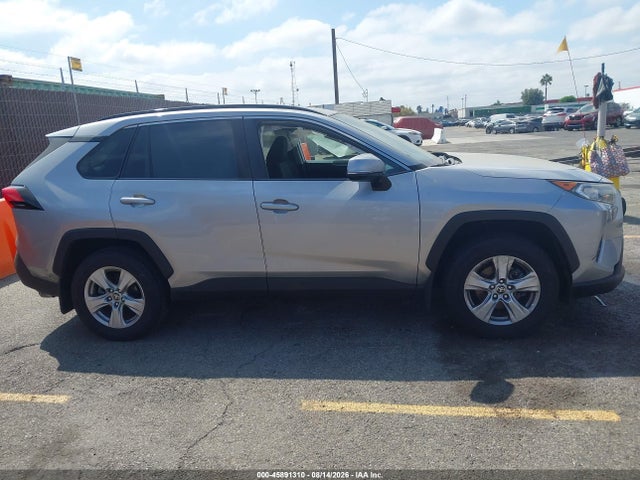 Toyota Rav4 Xle 2021 2T3W1RFV0MC112038 Image 13