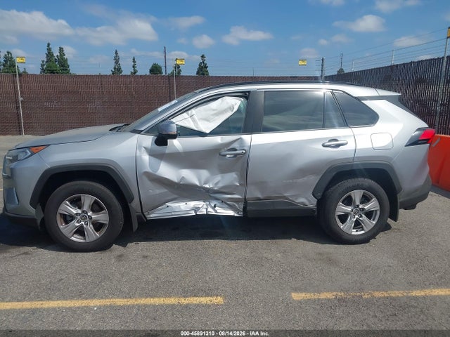Toyota Rav4 Xle 2021 2T3W1RFV0MC112038 Image 14