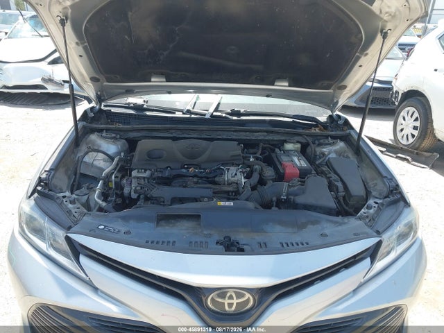 2018 Toyota Camry Le მანქანა იყიდება აუქციონზე, vin: 4T1B11HK7JU058209, აუქციონის ნომერი: 45891319