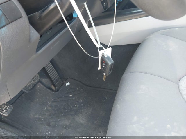 2018 Toyota Camry Le მანქანა იყიდება აუქციონზე, vin: 4T1B11HK7JU058209, აუქციონის ნომერი: 45891319