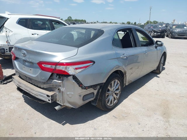 2018 Toyota Camry Le მანქანა იყიდება აუქციონზე, vin: 4T1B11HK7JU058209, აუქციონის ნომერი: 45891319