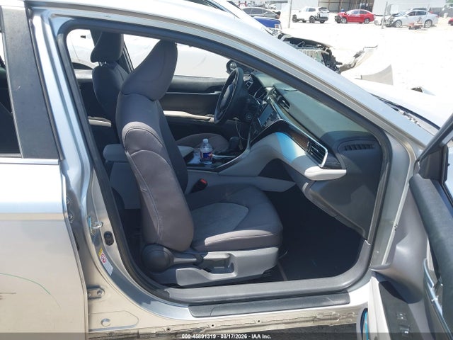 2018 Toyota Camry Le მანქანა იყიდება აუქციონზე, vin: 4T1B11HK7JU058209, აუქციონის ნომერი: 45891319