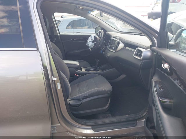 Продажа на аукционе авто 2016 Kia Sorento 2.4l Lx, vin: 5XYPG4A33GG053855, номер лота: 45891323