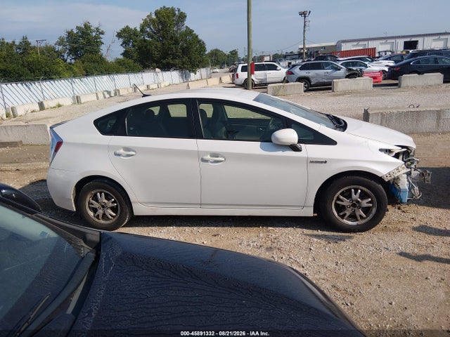 2014 Toyota Prius Three მანქანა იყიდება აუქციონზე, vin: JTDKN3DU7E0369583, აუქციონის ნომერი: 45891332