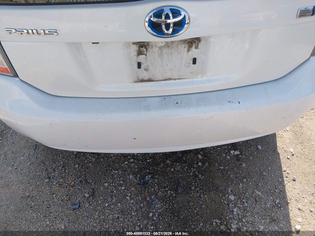 2014 Toyota Prius Three მანქანა იყიდება აუქციონზე, vin: JTDKN3DU7E0369583, აუქციონის ნომერი: 45891332