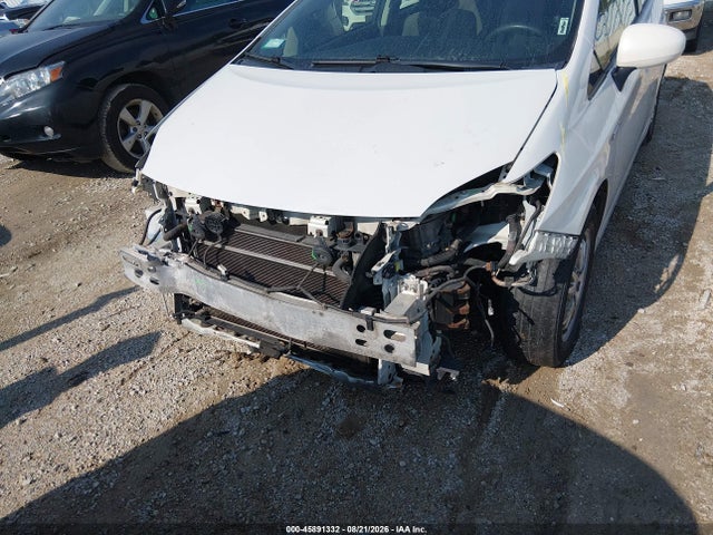 2014 Toyota Prius Three მანქანა იყიდება აუქციონზე, vin: JTDKN3DU7E0369583, აუქციონის ნომერი: 45891332
