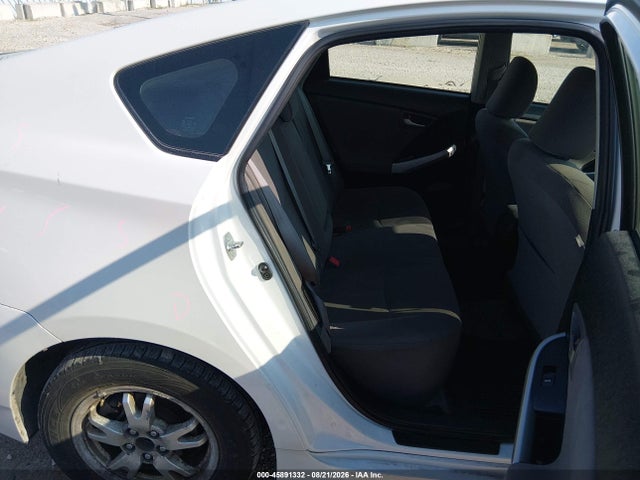 2014 Toyota Prius Three მანქანა იყიდება აუქციონზე, vin: JTDKN3DU7E0369583, აუქციონის ნომერი: 45891332
