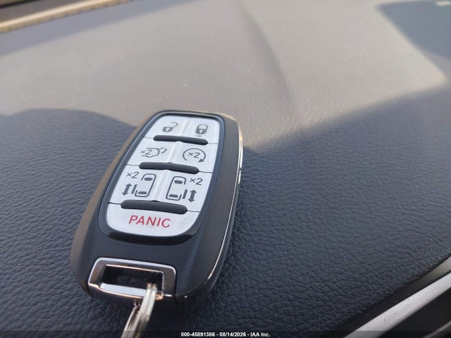 Chrysler Pacifica 2027 2C4RC1GG6VR578883 Image 11