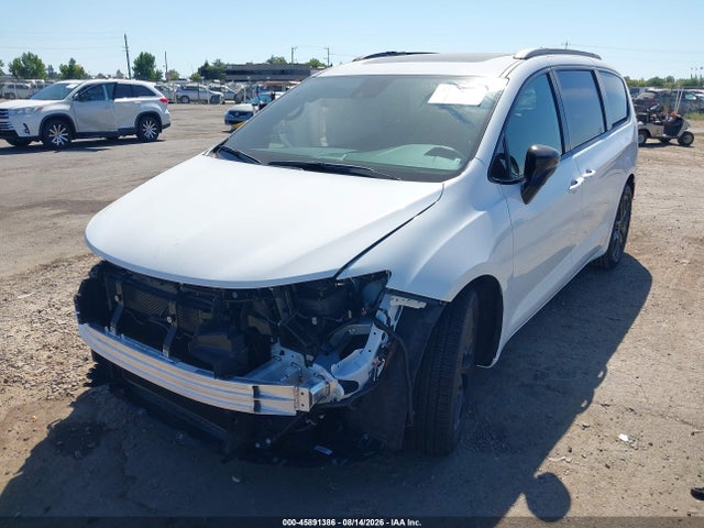Chrysler Pacifica 2027 2C4RC1GG6VR578883 Image 2