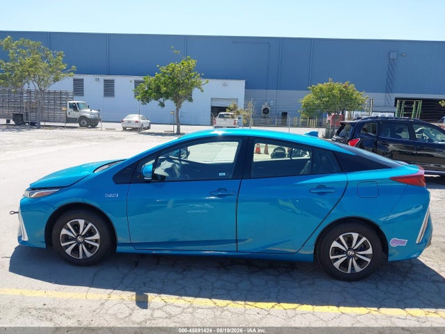 JTDKARFP5K3114883 Toyota Prius Prime Premium