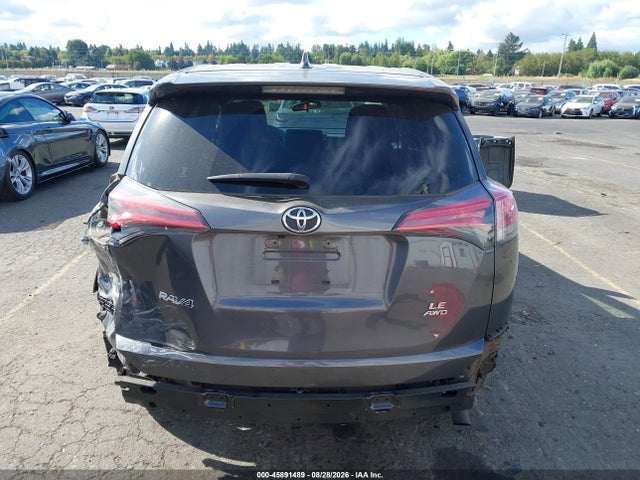 Toyota RAV4 LE 2018 JTMBFREV8JJ217338 Image 17