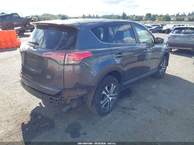 Toyota RAV4 LE 2018 JTMBFREV8JJ217338 Image 4