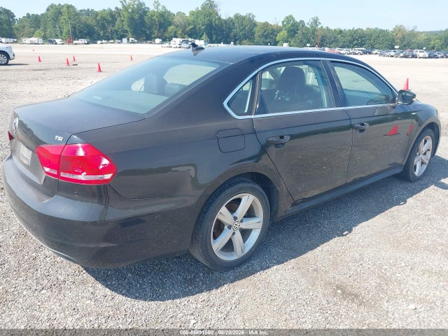Продажа на аукционе авто 2014 Volkswagen Passat 1.8t S/1.8t Wolfsburg Edition, vin: 1VWAS7A37EC042684, номер лота: 45891500