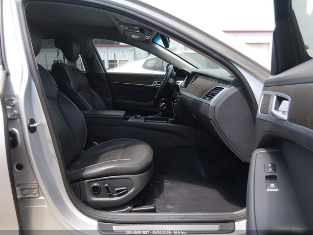 Продажа на аукционе авто 2015 Hyundai Genesis 3.8, vin: KMHGN4JE3FU022556, номер лота: 45891537