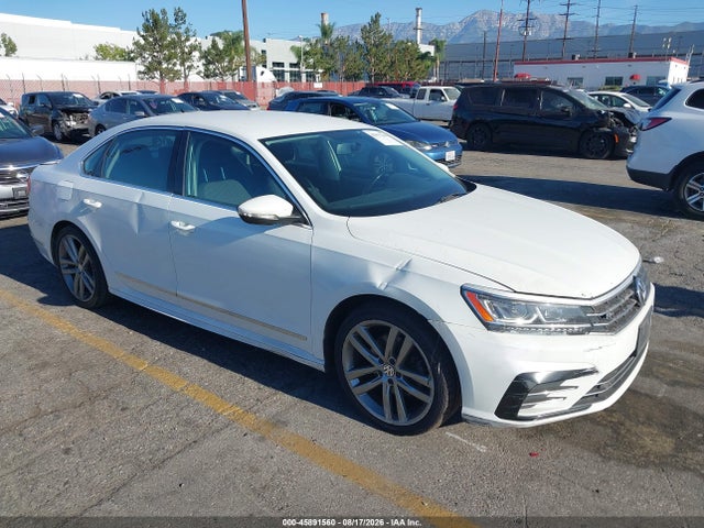 2016 Volkswagen Passat 1.8t R-line მანქანა იყიდება აუქციონზე, vin: 1VWAT7A35GC057636, აუქციონის ნომერი: 45891560