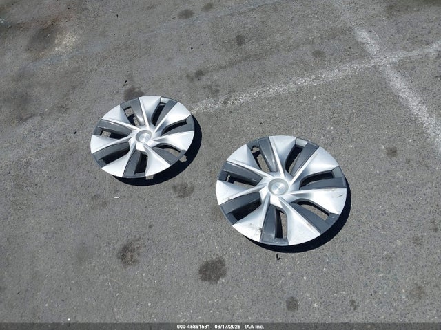 45891581 :رقم المزاد ، 7SAYGAEE5RF993585 vin ، 2024 Tesla Model Y Long Range Dual Motor All-wheel Drive مزاد بيع
