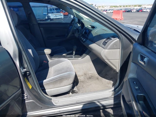 45891635 :رقم المزاد ، 4T1BF30K75U610080 vin ، 2005 Toyota Camry Le V6 مزاد بيع