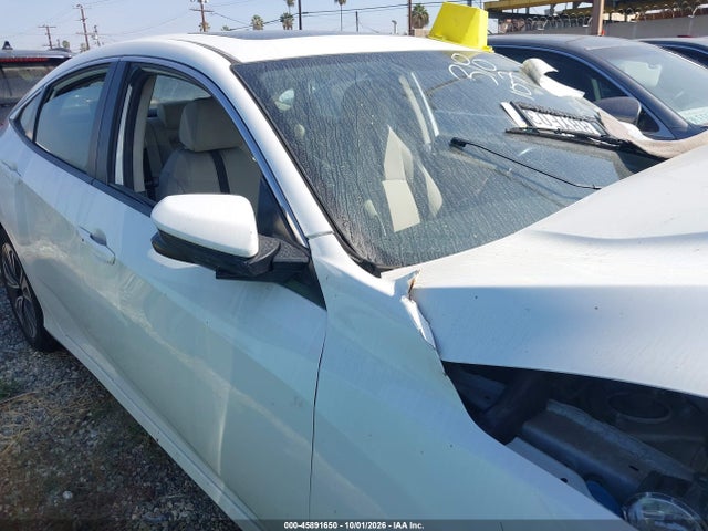 Продаж на аукціоні авто 2018 Honda Civic Ex-t, vin: 2HGFC1F32JH641755, номер лоту: 45891650