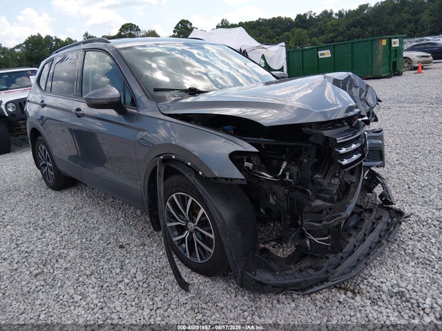 45891657 :رقم المزاد ، 3VV1B7AXXMM085565 vin ، 2021 Volkswagen Tiguan 2.0t S مزاد بيع