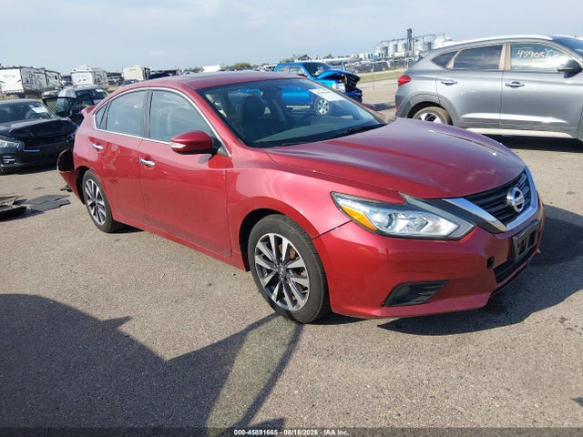 Auction sale of the 2017 Nissan Altima 2.5 Sl, vin: 1N4AL3APXHC184050, lot number: 45891665