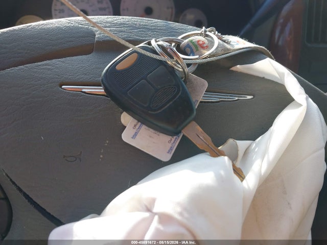 45891672 :رقم المزاد ، 2A4GP44R26R873705 vin ، 2006 Chrysler Town & Country Lx مزاد بيع