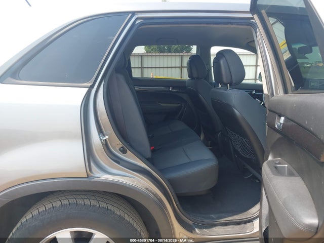 45891704 :رقم المزاد ، 5XYKT3A15DG355786 vin ، 2013 Kia Sorento Lx مزاد بيع