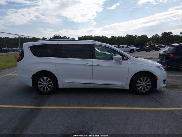 Продаж на аукціоні авто 2018 Chrysler Pacifica Touring L Plus, vin: 2C4RC1EG5JR171165, номер лоту: 45891750