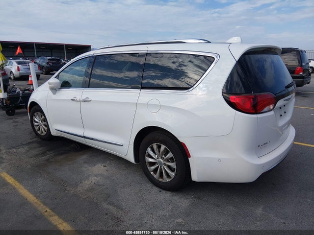 Продаж на аукціоні авто 2018 Chrysler Pacifica Touring L Plus, vin: 2C4RC1EG5JR171165, номер лоту: 45891750