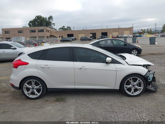 45891802 :رقم المزاد ، 1FADP3N22FL341860 vin ، 2015 Ford Focus Titanium مزاد بيع