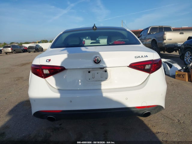 2021 Alfa Romeo Giulia Awd მანქანა იყიდება აუქციონზე, vin: ZARFANAN6M7639694, აუქციონის ნომერი: 45891808