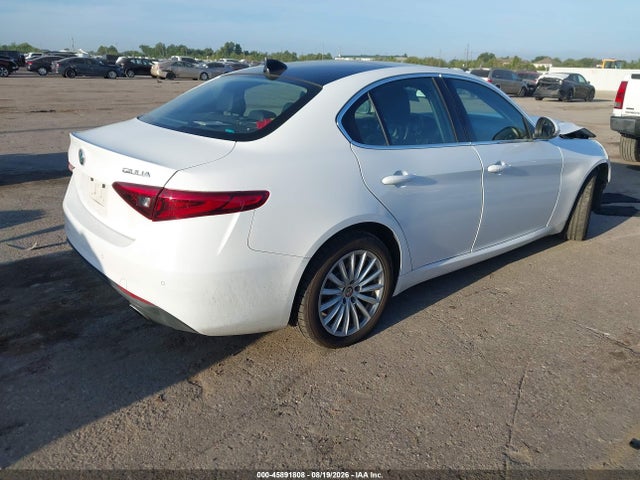 2021 Alfa Romeo Giulia Awd მანქანა იყიდება აუქციონზე, vin: ZARFANAN6M7639694, აუქციონის ნომერი: 45891808
