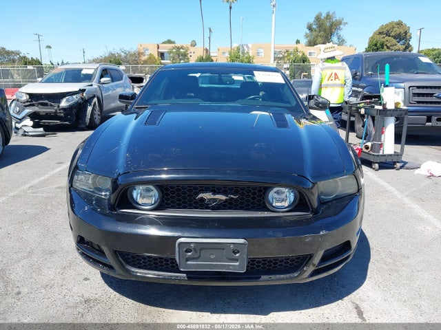 45891832 :رقم المزاد ، 1ZVBP8CF0E5310028 vin ، 2014 Ford Mustang Gt Premium مزاد بيع