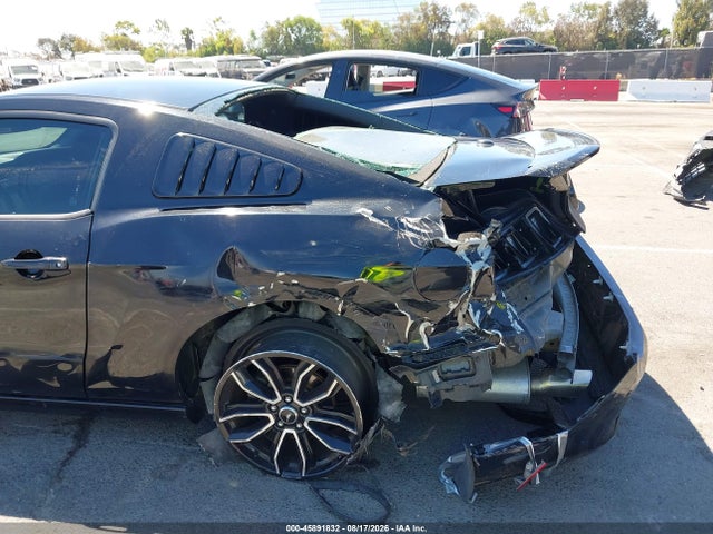 45891832 :رقم المزاد ، 1ZVBP8CF0E5310028 vin ، 2014 Ford Mustang Gt Premium مزاد بيع