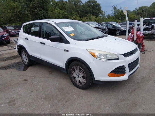 45891860 :رقم المزاد ، 1FMCU0F78EUC76668 vin ، 2014 Ford Escape S مزاد بيع