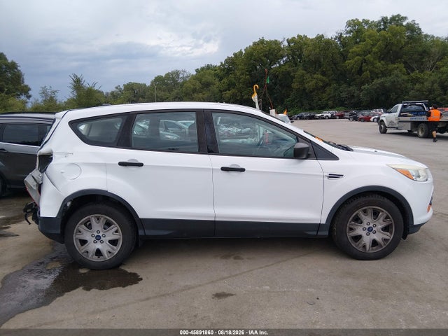 45891860 :رقم المزاد ، 1FMCU0F78EUC76668 vin ، 2014 Ford Escape S مزاد بيع