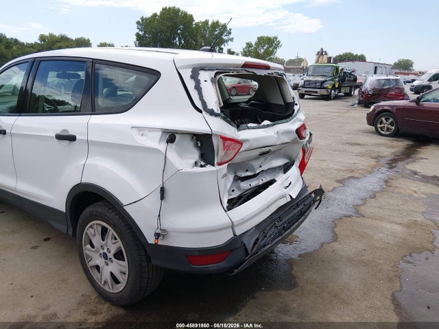 45891860 :رقم المزاد ، 1FMCU0F78EUC76668 vin ، 2014 Ford Escape S مزاد بيع