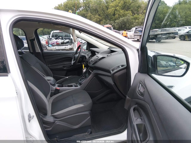 45891860 :رقم المزاد ، 1FMCU0F78EUC76668 vin ، 2014 Ford Escape S مزاد بيع