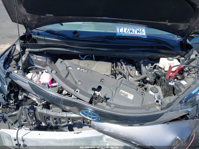 Toyota SIENNA XLE 2024 5TDJRKEC3RS213415 Image 10