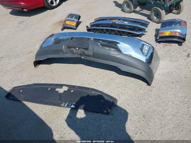 3GCUKREC3GG120786 Chevrolet Silverado 1500 Lt