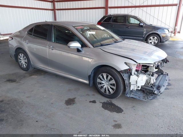 Toyota Camry Le Hybrid 2023 4T1C31AK0PU050955 головне зображення