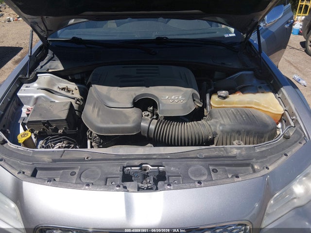 Chrysler 300 Limited Awd 2018 2C3CCAKGXJH226696 Image 10