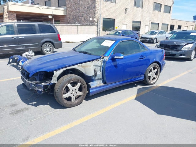 45891955 :رقم المزاد ، WDBKK65F02F241168 vin ، 2002 Mercedes-benz Slk 320 مزاد بيع