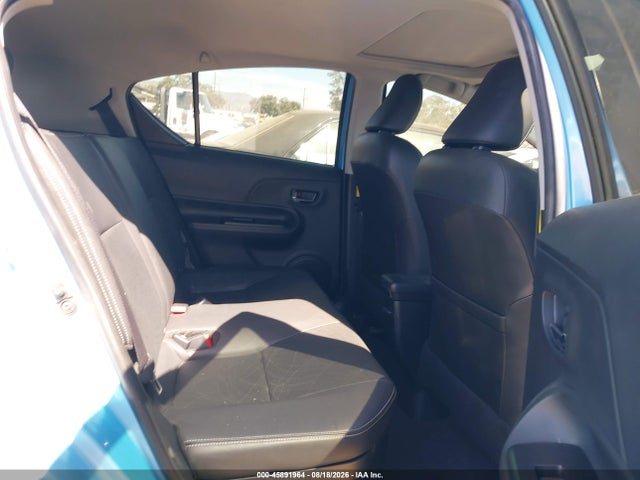 JTDKDTB32F1109097 Toyota Prius C Four