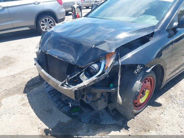 KMHD84LF6HU073956 Hyundai Elantra Limited